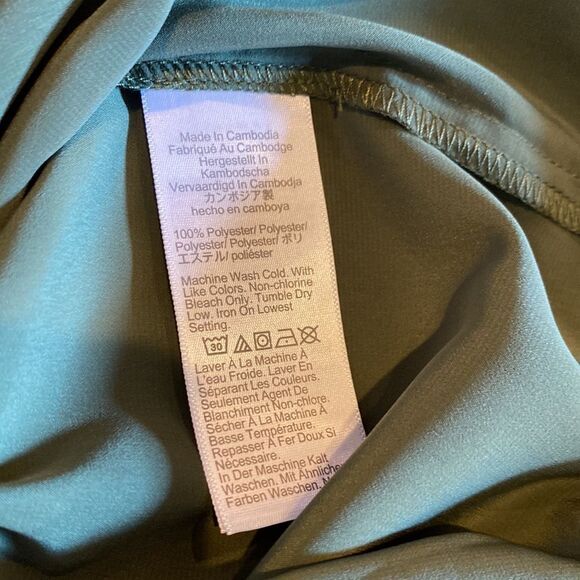NWT J Crew Forest Green Extra Large Popover Tank Button Up V Neck Round Hem - Picture 9 of 9